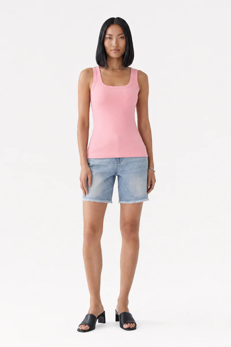 Basic Geripptes Top in Pink - Image 5