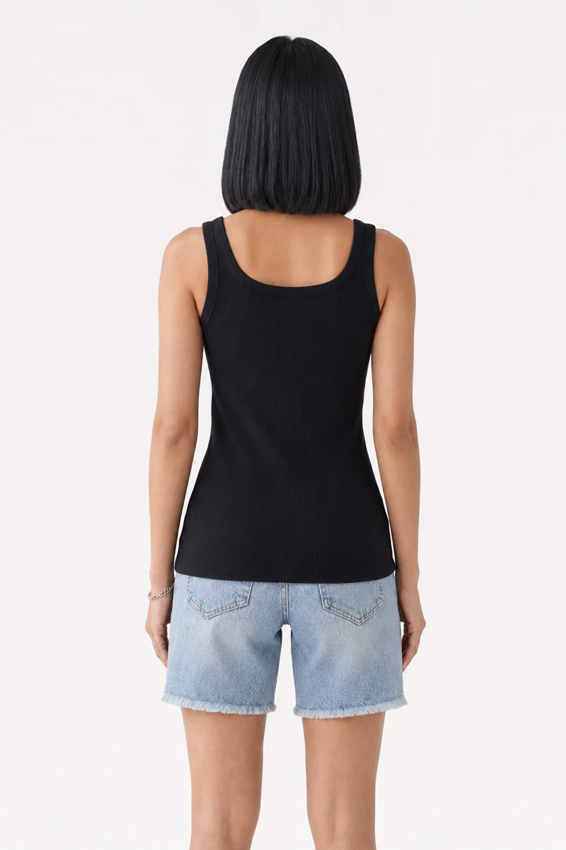 Basic Geripptes Top in Schwarz - Image 5