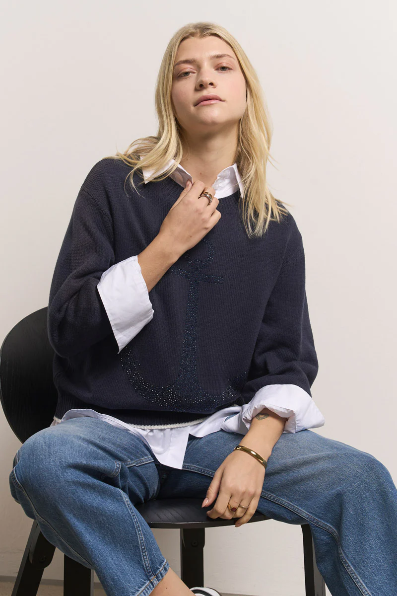 Blauer Pullover mit Anker-Deko - Image 3