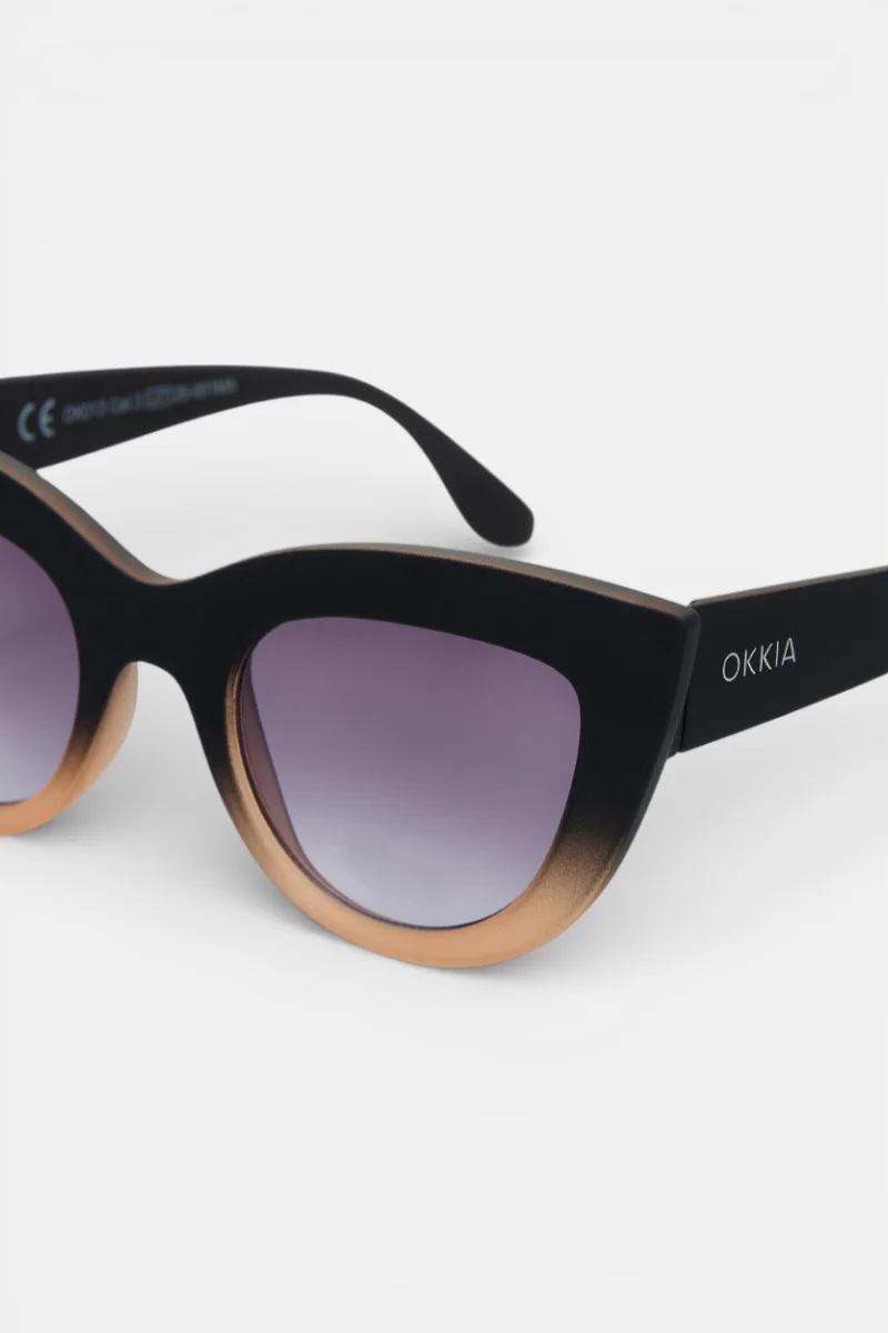 Claudia - Image 13