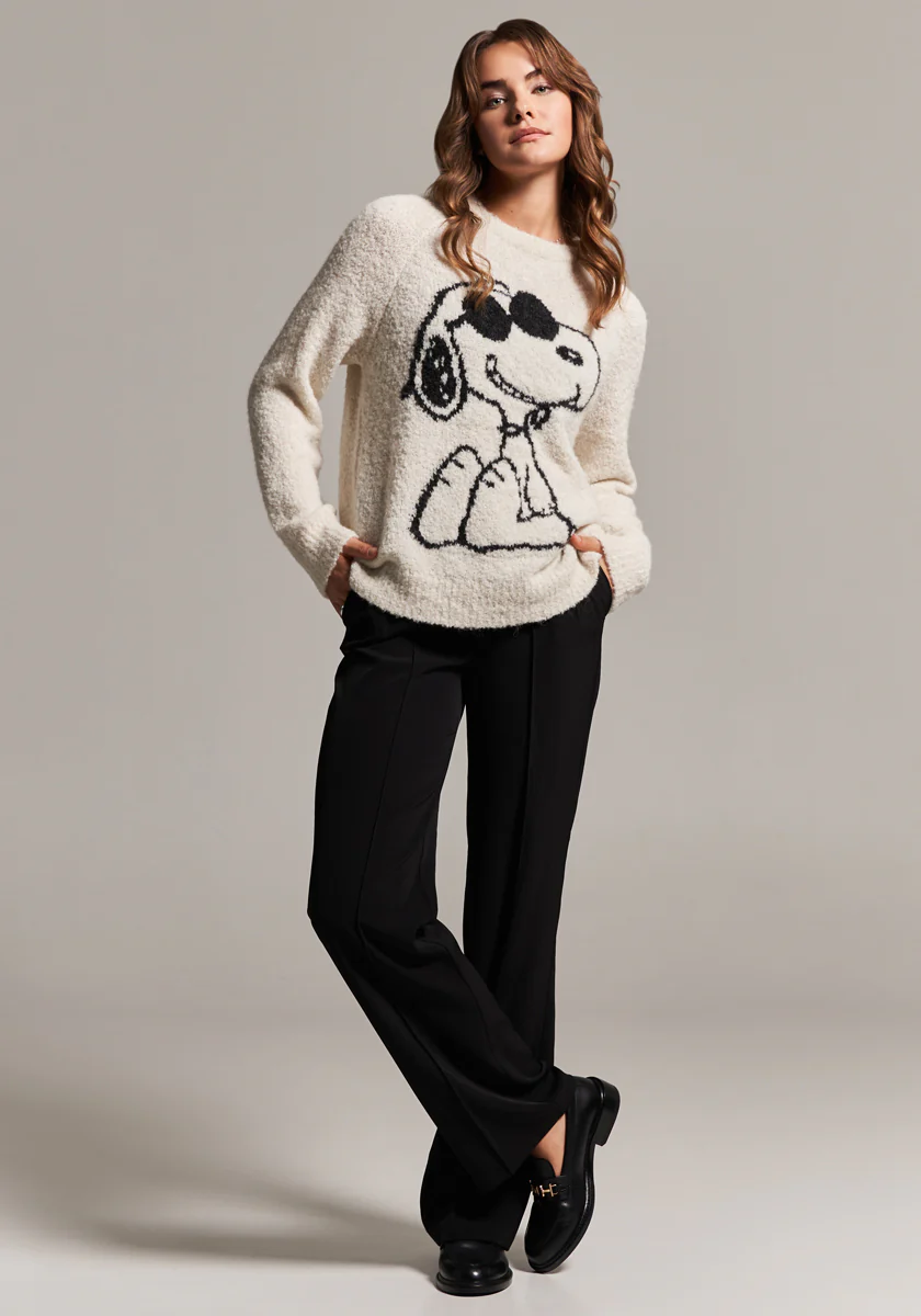 Kuscheliger Snoopy Strickpullover - Image 3