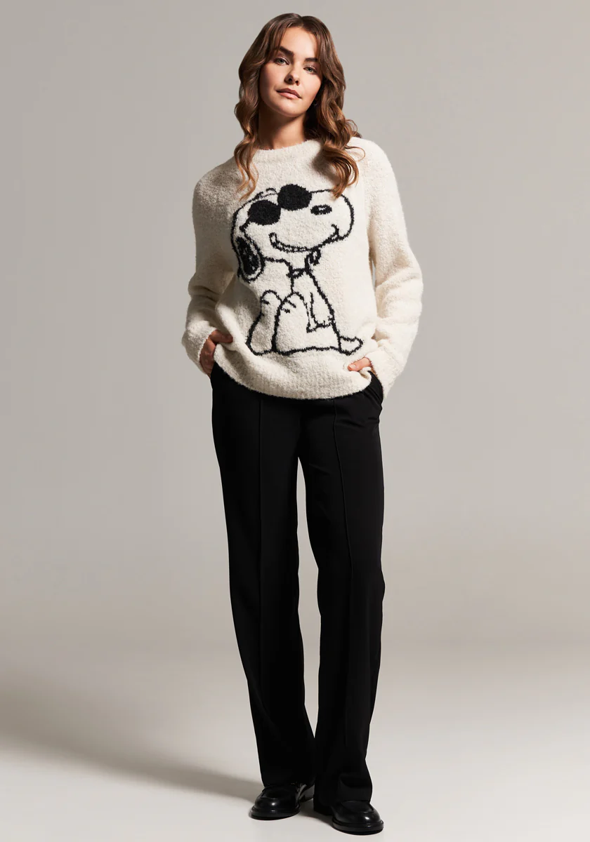Kuscheliger Snoopy Strickpullover - Image 5