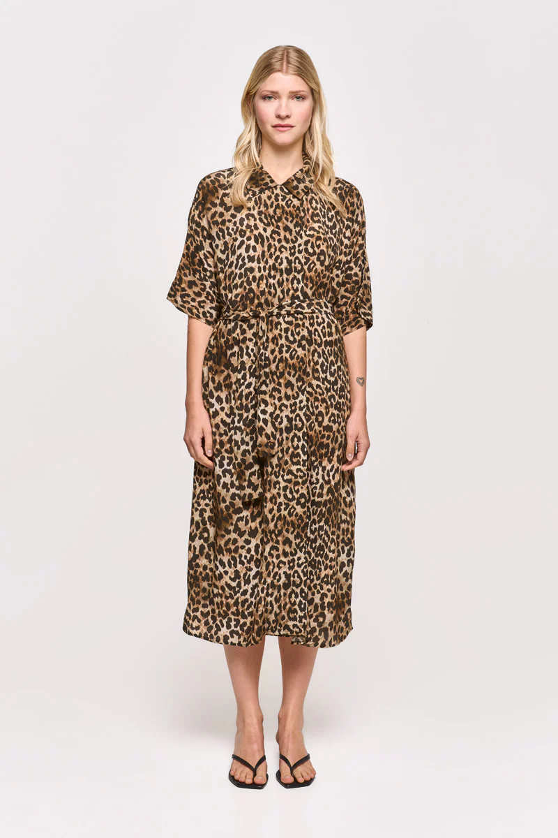 Leo Midi Hemdkleid mit Gürtel - Image 4