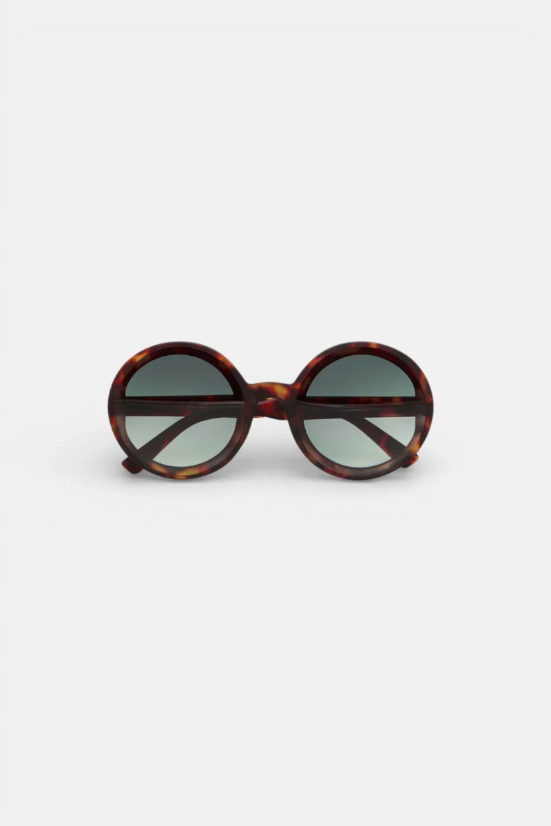 Monica - Image 7