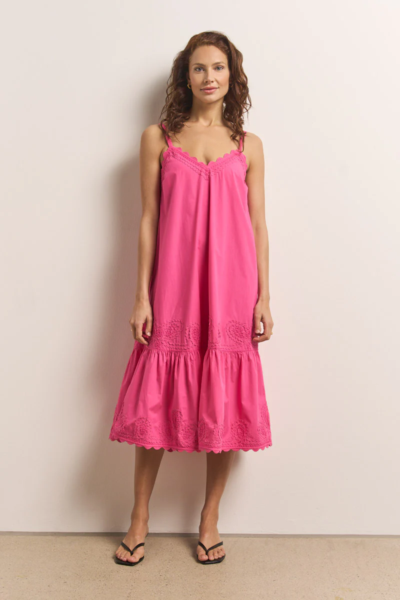 Pinkes Midi Trägerkleid mit Stickerei - Image 4