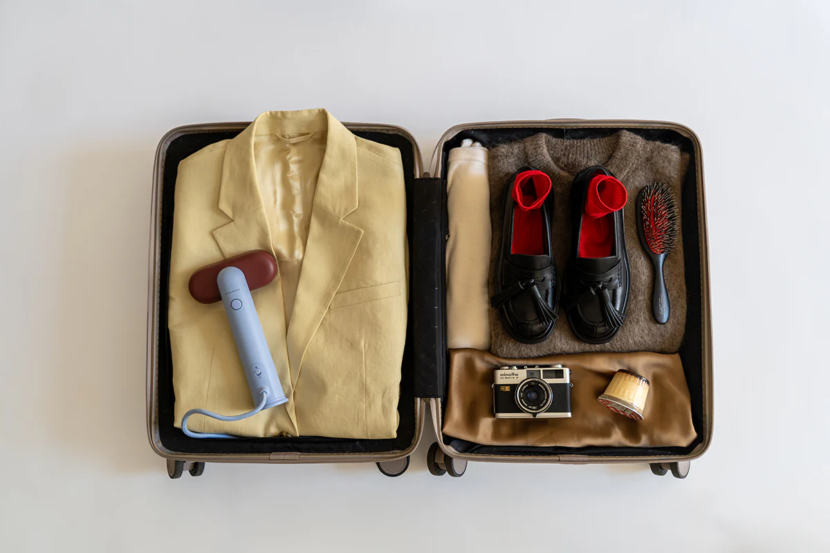 STEAMERY Cirrus Lite Travel Steamer - Image 14